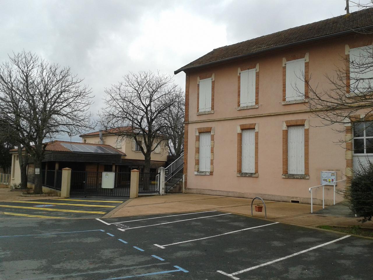 Ecole 1